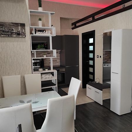 Corvinus Apartman Budapest Esterno foto